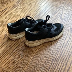 Everlane sneakers